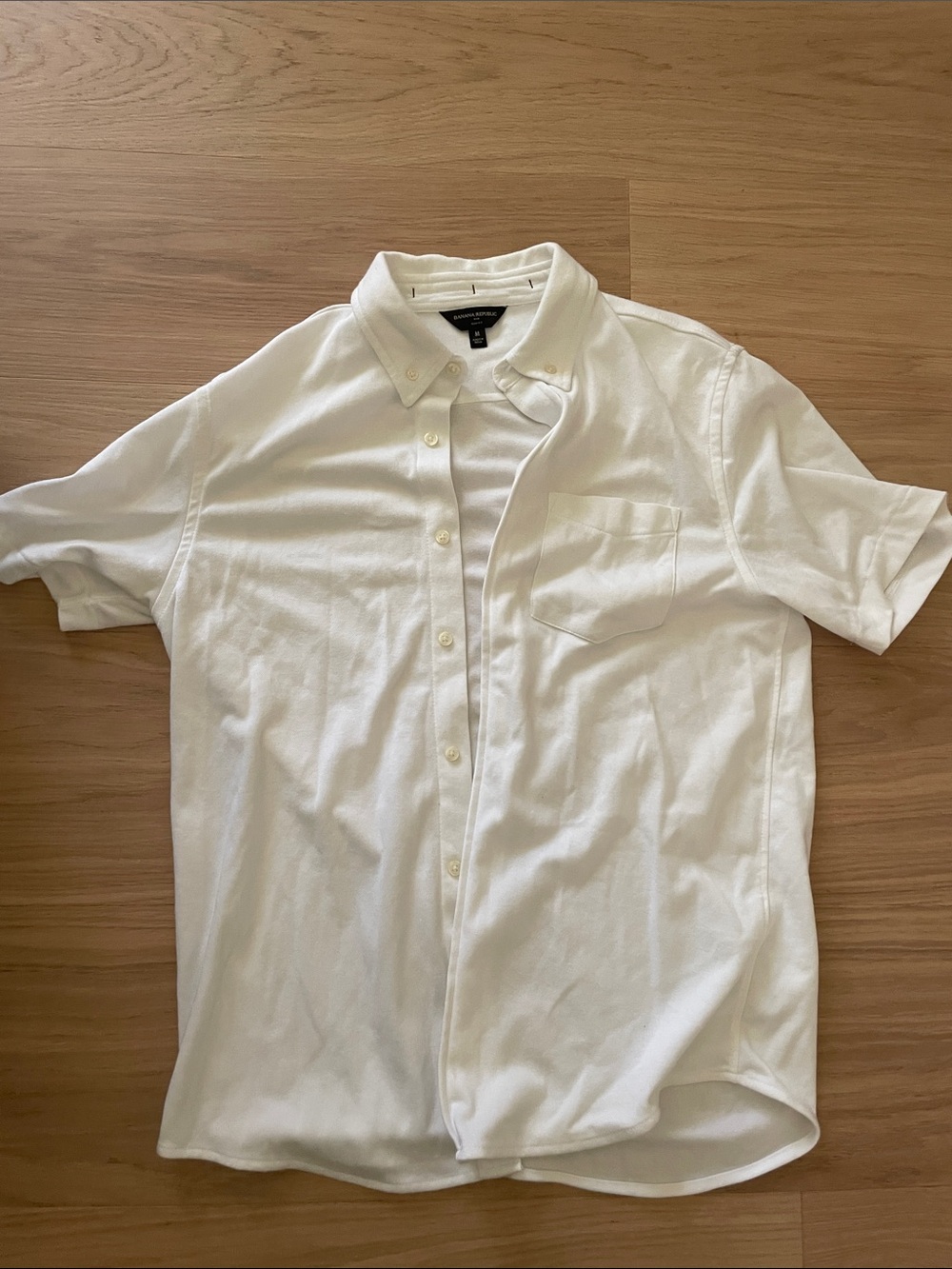 Banana Republic Men's White Short-Sleeve Button-Down Shirt